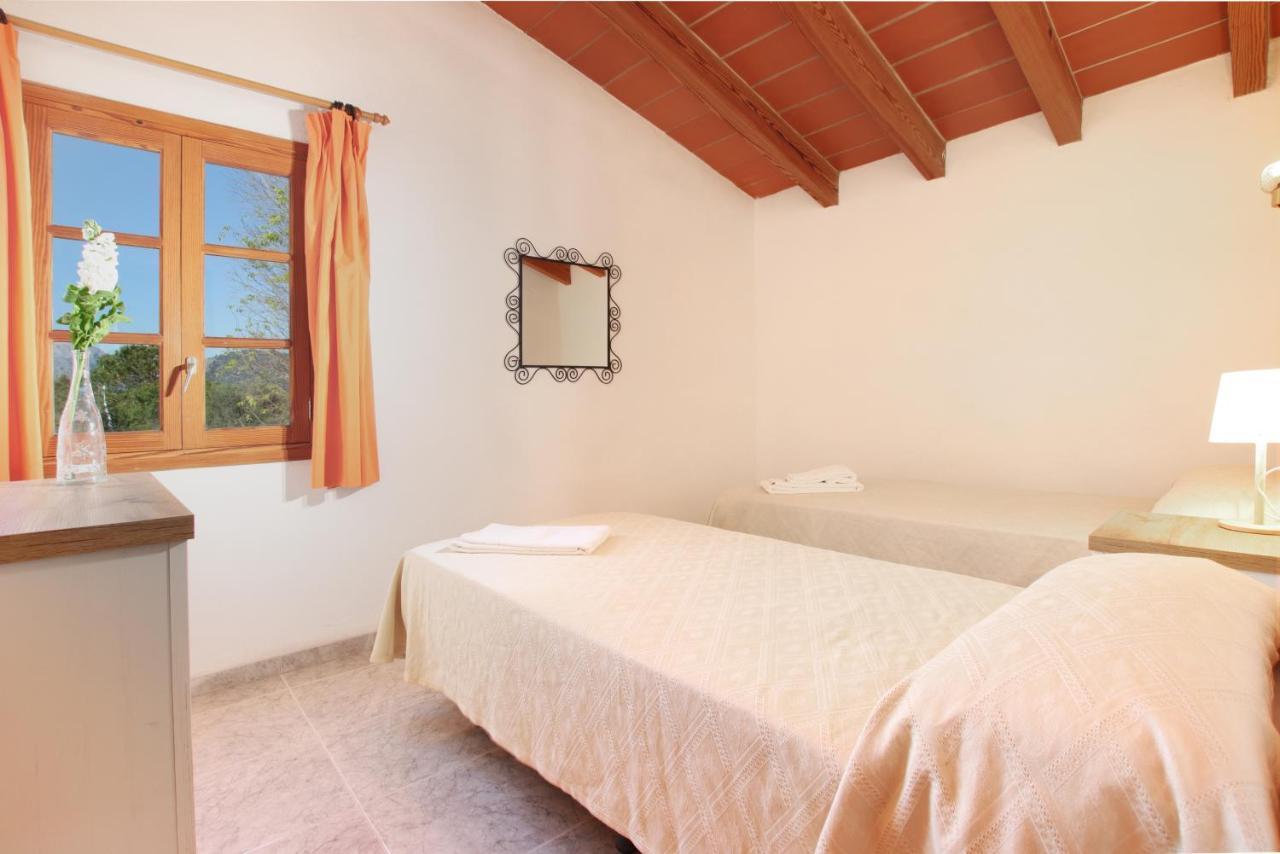 Villa Llorenc Pollenca Bagian luar foto